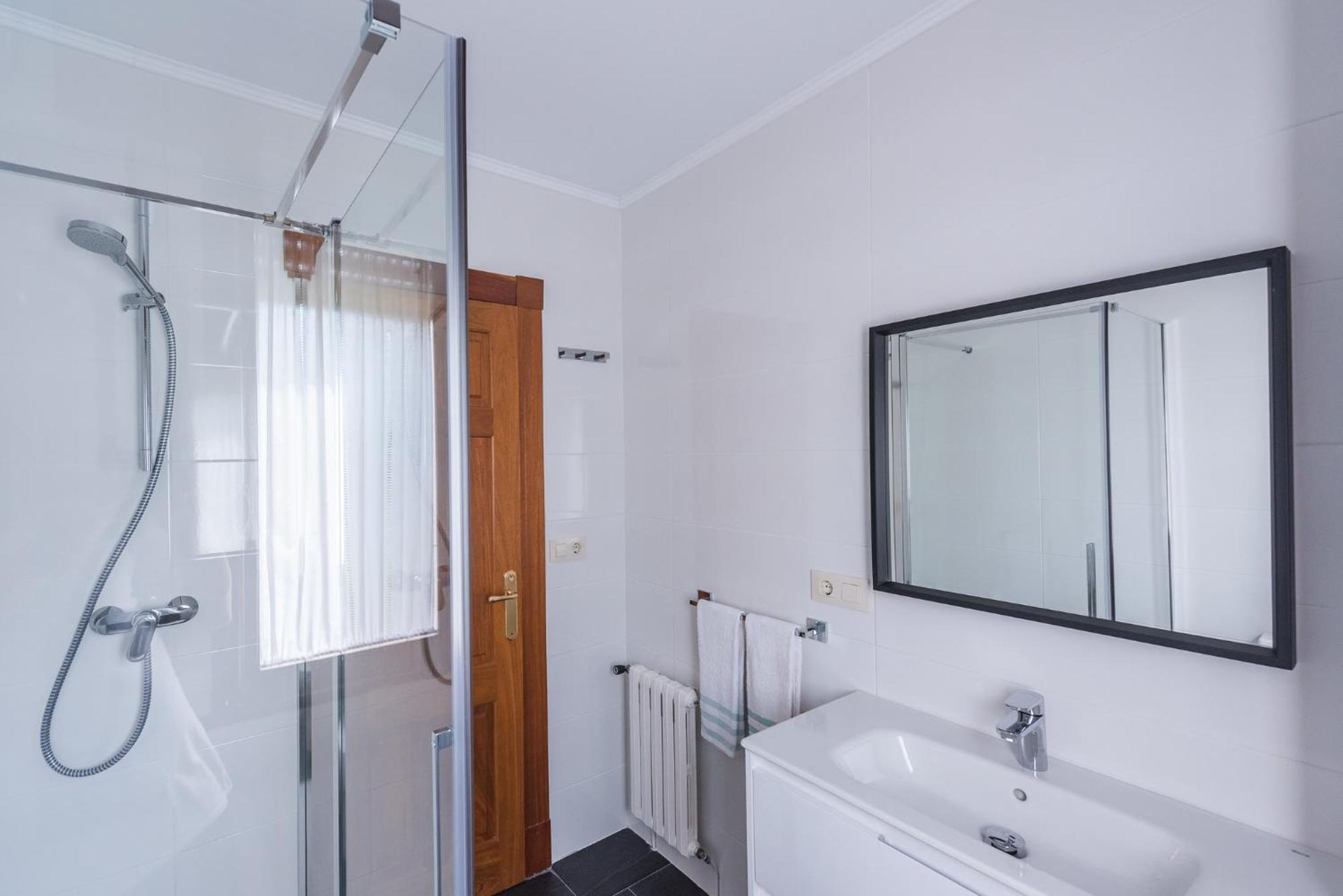 Luminoso Apartamento Reformado En Villa Termal クンティス エクステリア 写真